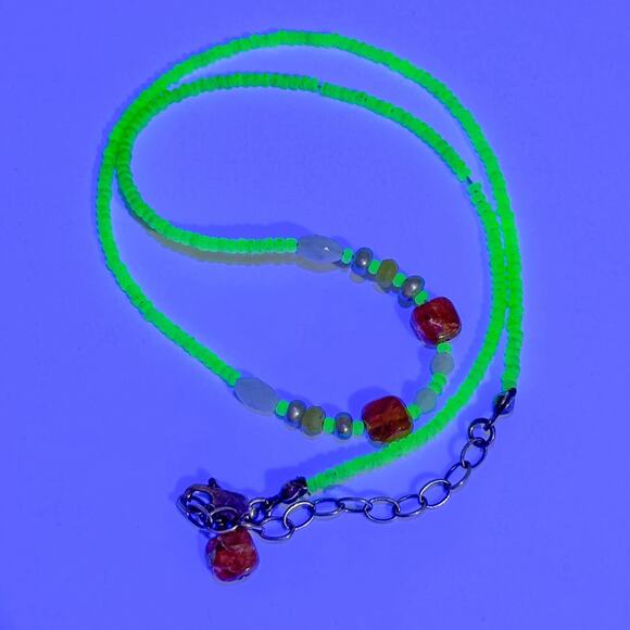 Estate Sterling Silver 925 UV Glass & Gemstone Necklace 15.5–17.5” - Picture 6 of 7
